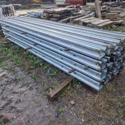 DIRECT HIGHWAYS BOX TYPE CRASH BARRIER 4M LONG