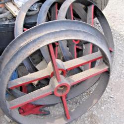 4no OLD CAST IRON WHEELS .