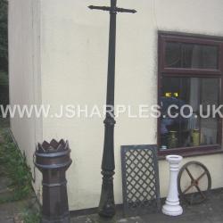 OLD VICTORIAN STYLE LAMP POST
