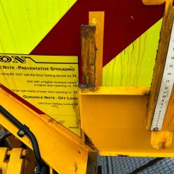 DIRECT UK MINISTRY OF DEFENCE ECON TOWABLE GRITTER TRAILER