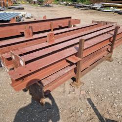 152mm x 152mm x 23kg steel girder uprights c/w heavy duty base plate, ex mezzanine floor