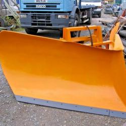 DIRECT COUNCIL CUTHBERTSON ' V ' SNOW PLOUGH