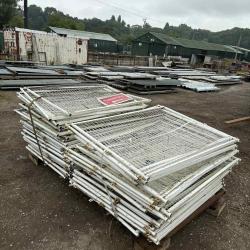 LIGHTWEIGHT WIRE MESH PANEL ..