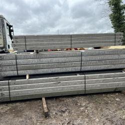 FRESH IN BOX BEAM 4.8M CRASH BARRIER