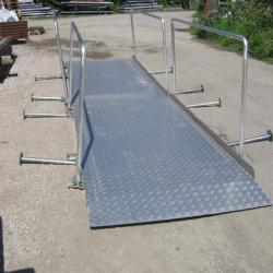 ALUMINIUM CHEQUER PLATE WALKWAY RAMP. 5mtr x 1250 wide