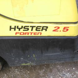 DIRECT MOD / ARMY HYSTER H2.5FT 2.5 TONNE DIESEL FORKLIFT