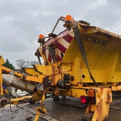 DIRECT COUNCIL ECON GRITTER BODY ON HOOK-LOADER FRAME