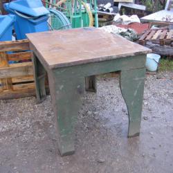 ENGINEERS CAST IRON SURFACE TABL