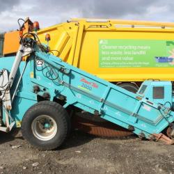 DIRECT COUNCIL BEACHTECH 2000 BEACH CLEANER / CLEANING MACHINE