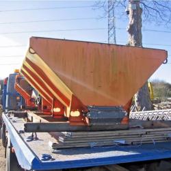 DIRECT COUNCIL BUNCE EPOKE S2300E GRITTER BODY C/W DONKEY ENGINE