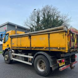 DIRECT COUNCIL LEYLAND DAF LF 260 4X2 3 WAY TIPPER LORRY