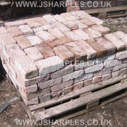 100 OLD RECLAIMED HAND MADE BRICKS