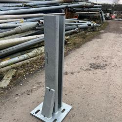 Armco bolt down crash barrier post 890mm high