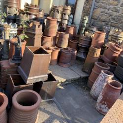 1 OLD ORIGINAL TERRACOTTA CHIMNEY POT