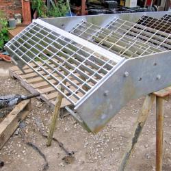 HEAVY DUTY STEEL STAIRCASE APPROX 2500MM HIGH