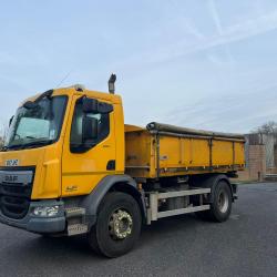 DIRECT COUNCIL LEYLAND DAF LF 260 4X2 3 WAY TIPPER LORRY