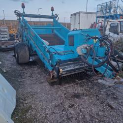 DIRECT COUNCIL BEACHTECH 2000 BEACH CLEANER / CLEANING MACHINE