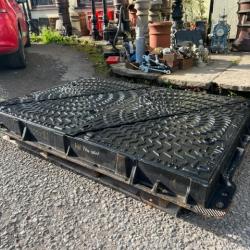 USED DOUBLE MAN HOLE COVERS CHOICE 1360 x 1000