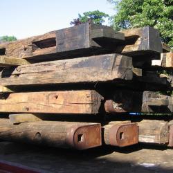 1FT of HARDWOOD BEAM VERY OLD EX CANAL LOCK GATES VARIOUS / CHOICE