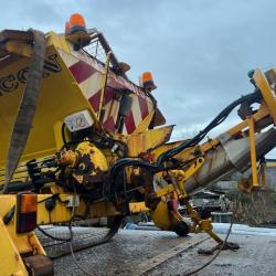 DIRECT COUNCIL ECON GRITTER BODY ON HOOK-LOADER FRAME