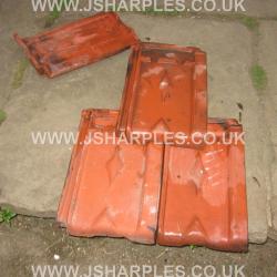 RECLAIMED TERRACOTTA ROOF TILE