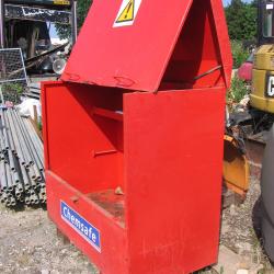 CHEMSAFE TOOL STORE BOX. 1460 H x 1480 W x 800 F-B