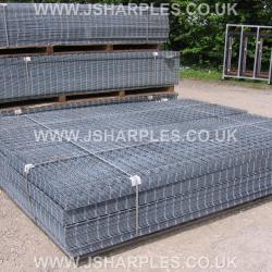 9FT X 3FT 6INS GALVANISED STEEL MESH PANEL HEAVY DUTY, 5 MIL WIRE