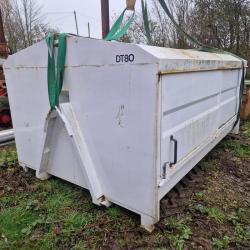 DIRECT COUNCIL ENCLOSED HOOK LOADER SKIP BODY