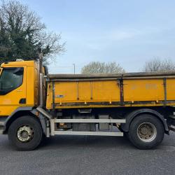 DIRECT COUNCIL LEYLAND DAF LF 260 4X2 3 WAY TIPPER LORRY