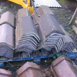 RECLAIMED RIDGE TILES .