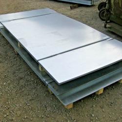 GALVANISED FLAT STEEL SHEET APPROX 2.5M X 1.25M X 0.7MM THICK