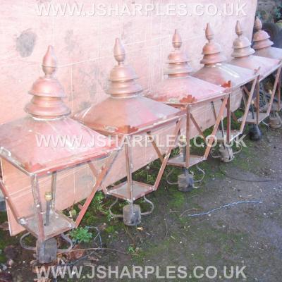 1 OLD STYLE COPPER LAMP