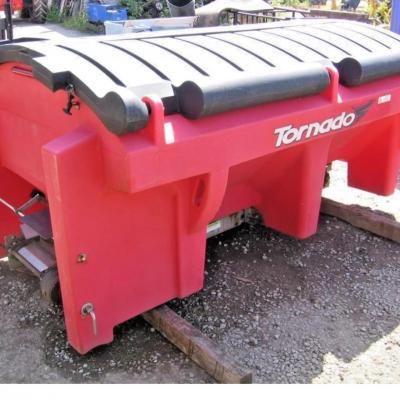 DIRECT COUNCIL TORNADO POLY GRITTER . GRITTING BODY