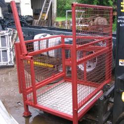 FORKLIFT FRIENDLY MAN BASKET / CAGE .